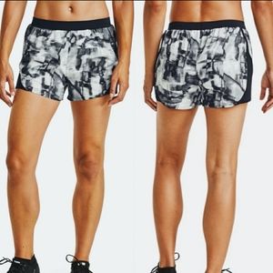 Under Armour Mileage 2.0 Printed Short Size M